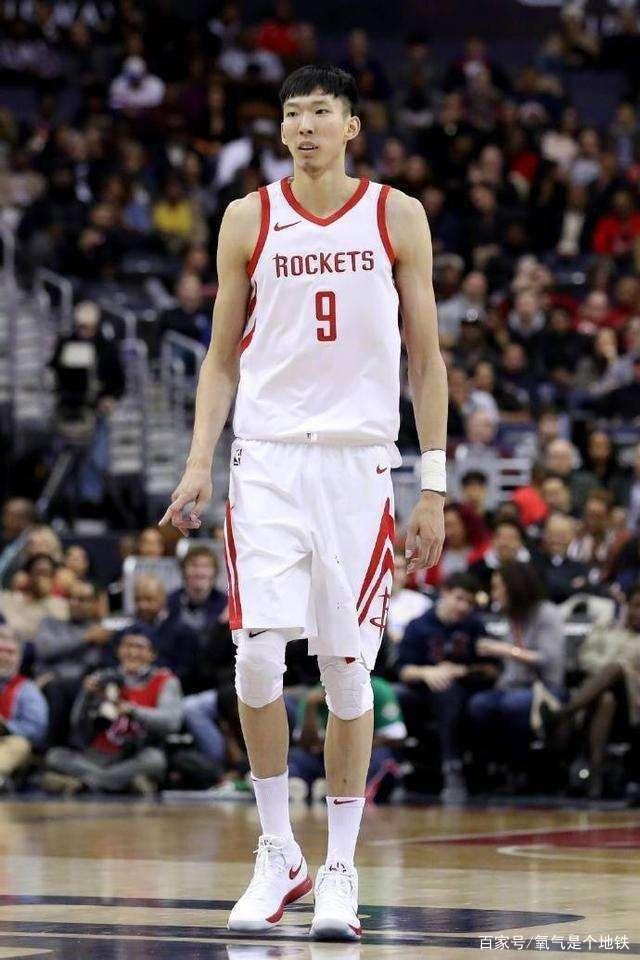 包含全明星赛倒计时,阿贾克斯集结日更衣室发声,细节引发关注,目标明确,年轻球员得到机会的词条 包含全明星赛倒计时,阿贾克斯集结日更衣室发声,细节引发关注,目标明确,年轻球员得到机会的词条