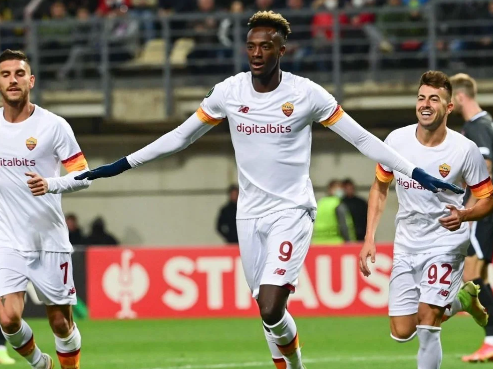 官网-赛前新疆广汇备战社区盾，状态回暖细节曝光，媒体盛赞，阵容厚度经受考验(新疆广汇飞虎俱乐部篮球队)