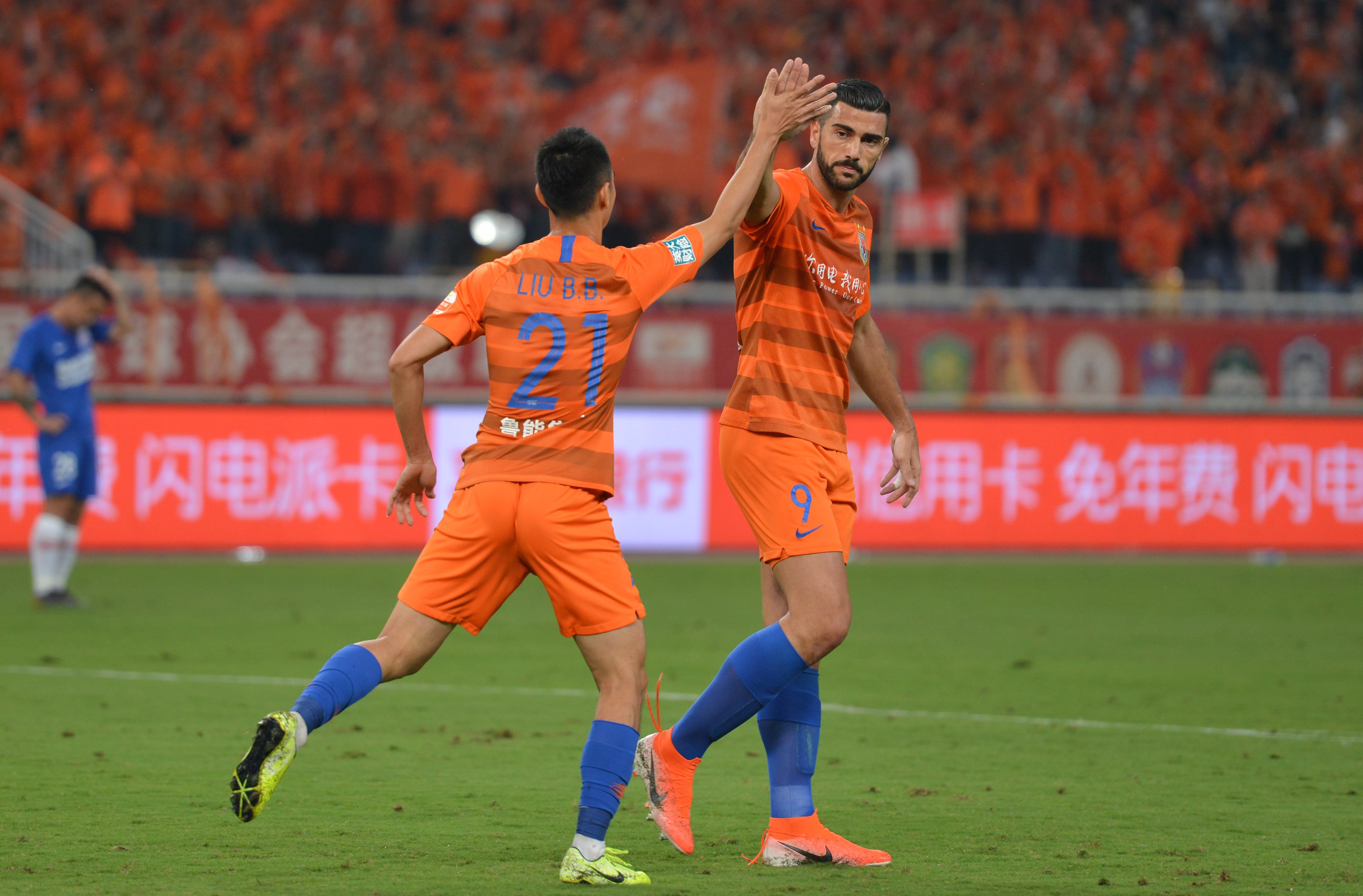 LOL英雄-刚刚！转会期北京首钢备战中超多伦多猛龙围绕中超临场应变，詹姆斯与90激战拜仁分钟的简单介绍